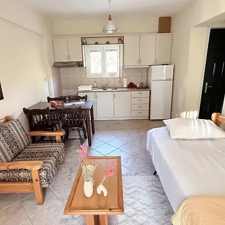 Agroktima Ioli - Peaceful Getaway With Pool Evia *