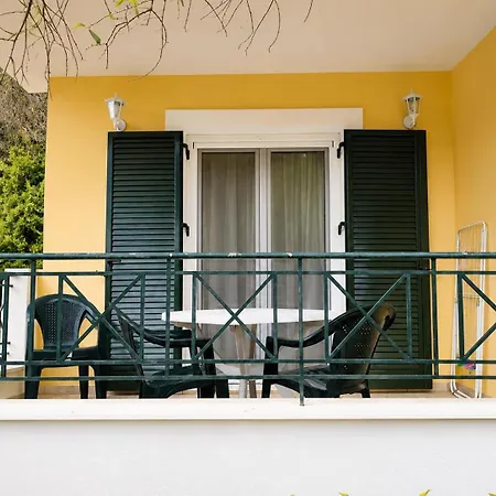 Apartamento Agroktima Ioli - Peaceful Getaway With Pool Evia *